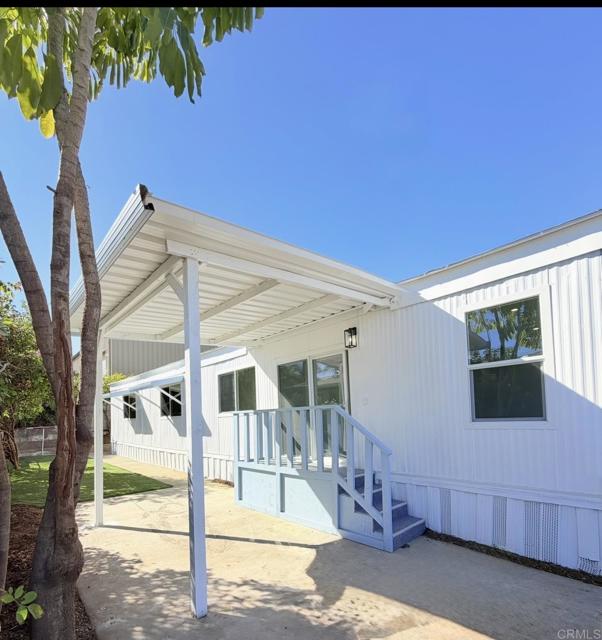 Detail Gallery Image 2 of 21 For 8968 Winter Gardens Blvd #4,  Lakeside,  CA 92040 - 3 Beds | 2 Baths