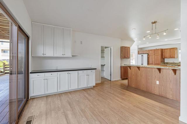 415 Kelly Avenue, Half Moon Bay CA: https://media.crmls.org/mediaz/868b5fdd-081d-4c13-b976-b1a3bd38bef2.jpg