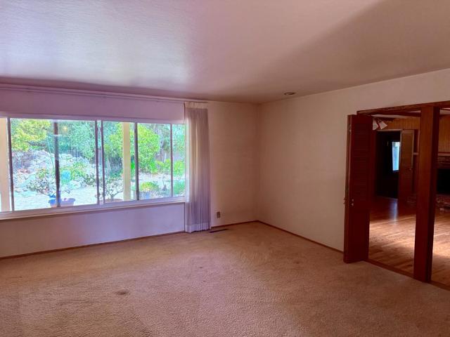 1389 Chelsea Drive, Los Altos CA: https://media.crmls.org/mediaz/868bed19-7a36-4b37-becf-b4e8ae9a0d69.jpg