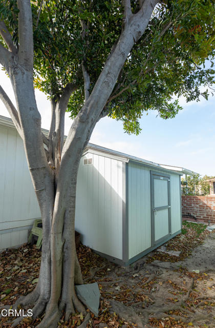 2491 Apple Lane, Oxnard CA: https://media.crmls.org/mediaz/868c0219-b362-4ec1-8ccd-5ca0d583cb69.jpg