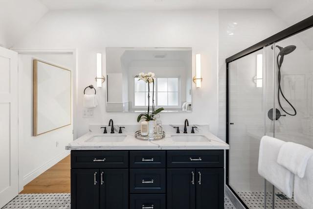 1476 Drake Avenue, Burlingame CA: https://media.crmls.org/mediaz/868c06c5-9883-43bd-b89a-db7f2690b8a5.jpg