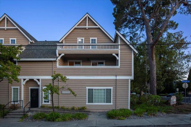 10090 Pasadena Avenue, Cupertino CA: https://media.crmls.org/mediaz/868c2f87-0822-413b-a567-4764b4668e77.jpg