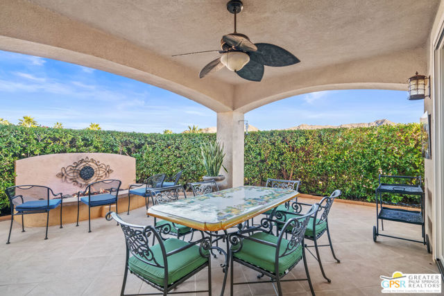 2960 Lantana Court, Palm Springs CA: https://media.crmls.org/mediaz/868c65db-37e6-4d37-8d78-7b5dc8a0131a.jpg