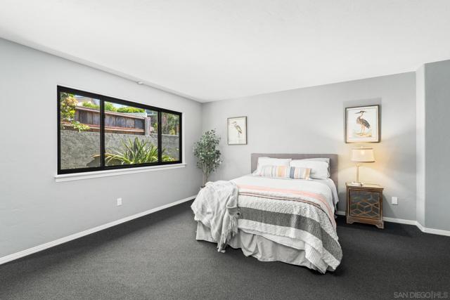 1695 Neale St, San Diego CA: https://media.crmls.org/mediaz/868c6cf6-2449-4695-83a2-7547d77bbe7c.jpg