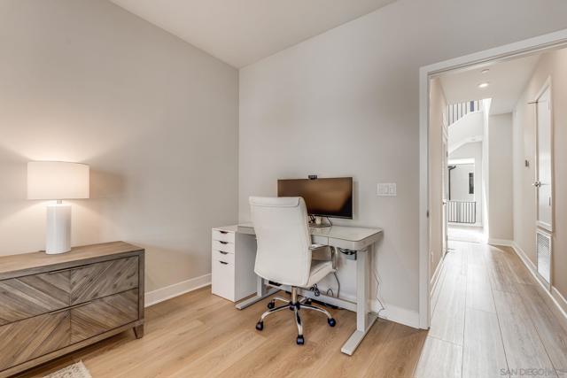 Image 9 of 32 For 2863 Avella Circle