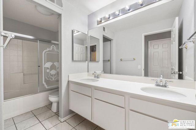 42667 Cardiff Street, Palm Desert CA: https://media.crmls.org/mediaz/868d7a5a-9bcb-4a38-951c-74b5c6acf82a.jpg