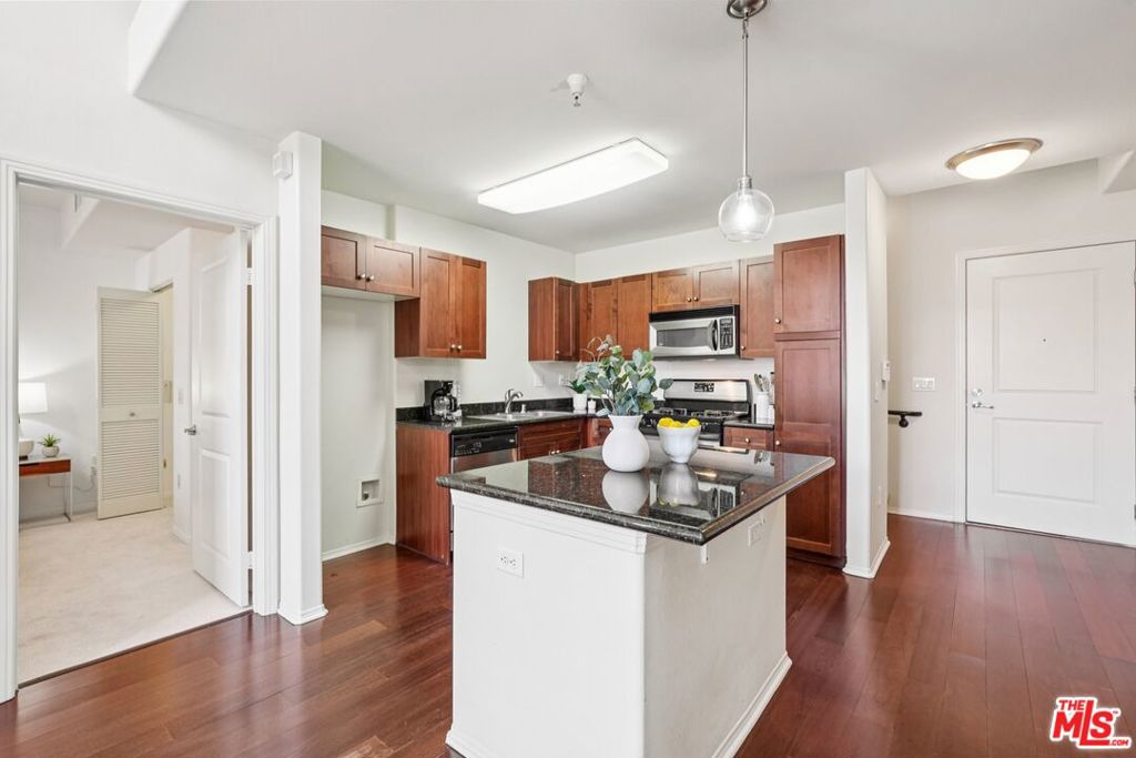 868D8030 8B2C 4Aab Bd92 8C81270D5Cda 100 S Alameda Street #428, Los Angeles, Ca 90012 &Lt;Span Style='BackgroundColor:transparent;Padding:0Px;'&Gt; &Lt;Small&Gt; &Lt;I&Gt; &Lt;/I&Gt; &Lt;/Small&Gt;&Lt;/Span&Gt;