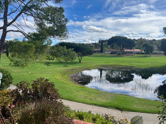 17788 Caminito Balata, San Diego CA: https://media.crmls.org/mediaz/868de64f-dbc0-4685-b944-99d2b4a4a025.jpg