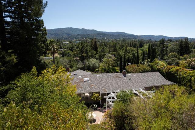 348 Costello Drive, Los Altos CA: https://media.crmls.org/mediaz/8690775f-fbe1-49a6-8060-86b8e4c8132c.jpg