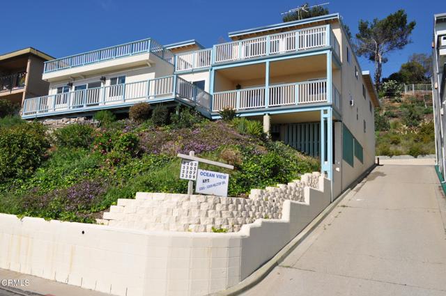 3305 Hilltop Drive, Ventura CA: https://media.crmls.org/mediaz/869107fb-f993-48ed-af9d-ed1e9eb67409.jpg