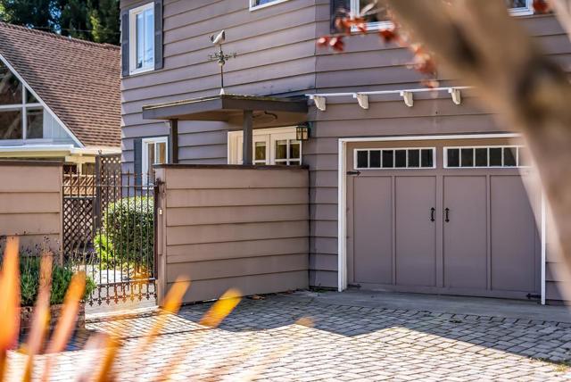 249 Spreckels Drive, Aptos CA: https://media.crmls.org/mediaz/869374b2-1027-4d0c-877e-b3f8c81fbc3b.jpg
