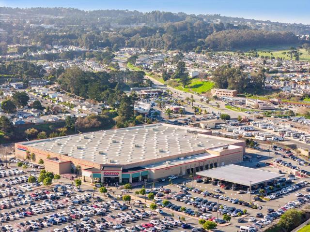 1400 El Camino Real, South San Francisco CA: https://media.crmls.org/mediaz/86948d2c-ea92-441c-8449-b74354cd9012.jpg