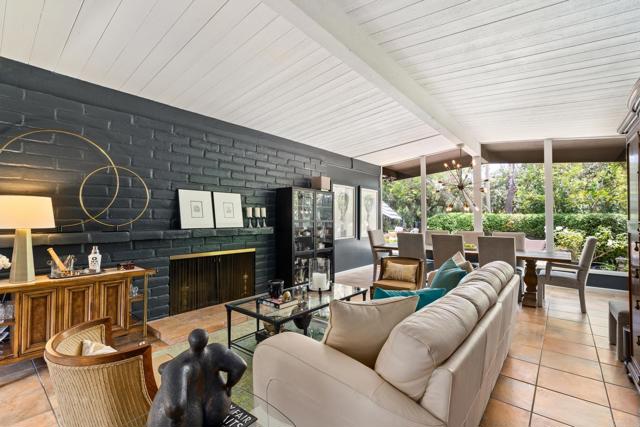 16851 Orchard Bend Road, Poway CA: https://media.crmls.org/mediaz/8695e531-7b27-4464-8e8a-a65eed5a5477.jpg