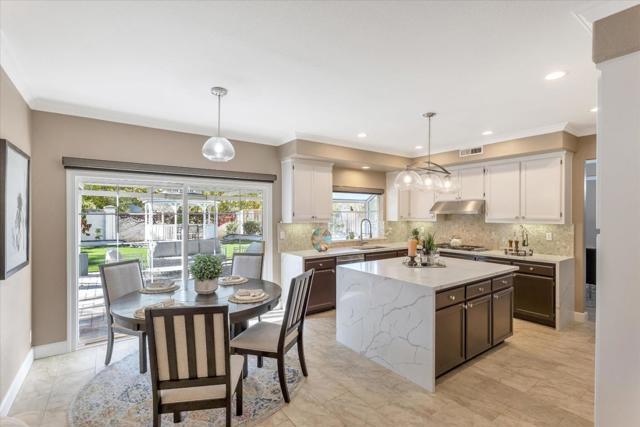 5213 Silvercrest Ridge Court, San Jose CA: https://media.crmls.org/mediaz/8696f99f-f3c1-436a-bc7d-cea2cf0cbcb7.jpg
