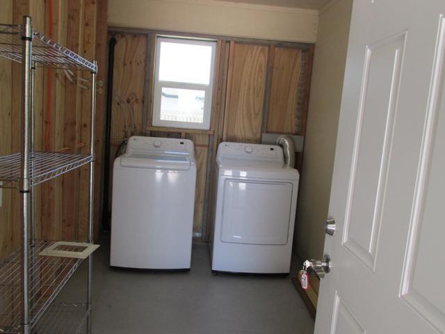 1610 Cienega Road, Hollister CA: https://media.crmls.org/mediaz/869793d2-3fc5-4e28-a1f1-1be2df419926.jpg