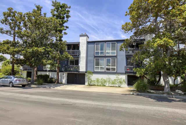 5003 Westpark Dr., North Hollywood CA: https://media.crmls.org/mediaz/8698c39d-8719-435d-a001-5b1d77f22e8c.jpg