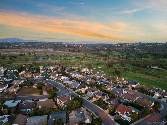 3835 Via Reposo, Rancho Santa Fe CA: https://media.crmls.org/mediaz/869a0a2d-0cc5-4949-89a2-1cd21c1e482a.jpg