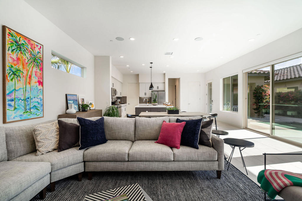 MLS #219136395DA image #16