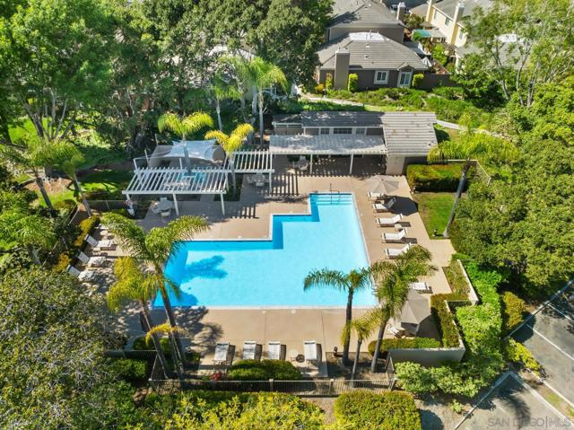 3731 Caminito Carmel Lndg, San Diego CA: https://media.crmls.org/mediaz/869c046a-5ce8-4454-9e1a-8c36e3e3f4ff.jpg