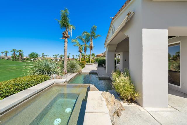 pool to right