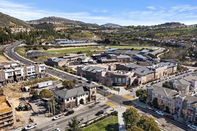 1813 Windriver Street, San Marcos CA: https://media.crmls.org/mediaz/869dbfd6-02fb-467e-b9bf-ed3ddf76ab2e.jpg