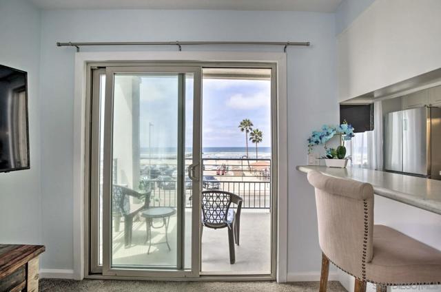 1201 Pacific St, Oceanside, California 92054, 1 Bedroom Bedrooms, ,1 BathroomBathrooms,Condominium,For Sale,Pacific St,250019497SD