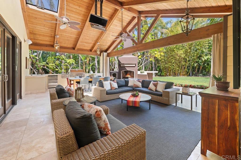 1056 Woodside Way - photo 9