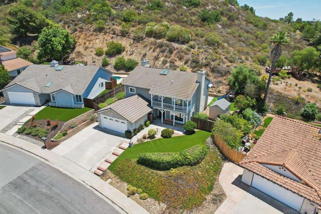 9233 Lethbridge Way, San Diego CA: https://media.crmls.org/mediaz/869e740d-656a-47e2-b989-178a4a43e6b8.jpg
