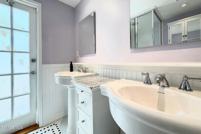 4748 Conejo Avenue, Woodland Hills CA: https://media.crmls.org/mediaz/869fcd1b-d4ca-43ce-beca-653316cbab41.jpg