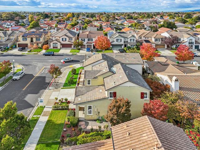 34103 Zaner Way, Union City CA: https://media.crmls.org/mediaz/86a010d4-01cd-4aa4-9620-63fb6c69197c.jpg