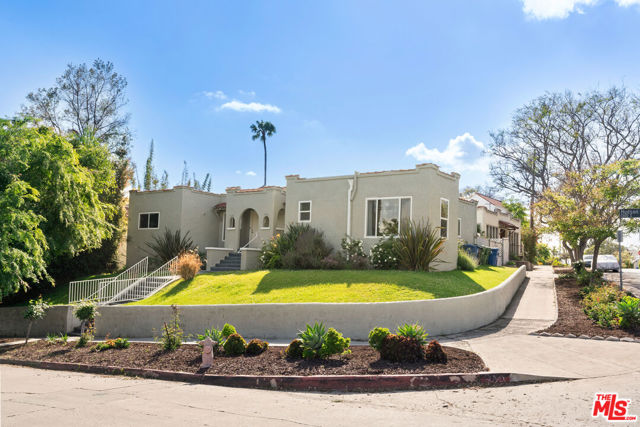 1301 S Hudson Avenue, Los Angeles CA: https://media.crmls.org/mediaz/86a06d2f-89da-4f49-befd-1cbc762c39a6.jpg