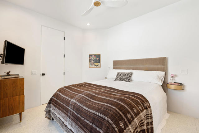 75465 Montecito Drive, Indian Wells CA: https://media.crmls.org/mediaz/86a0d736-ce6f-4222-b36e-15b7ee6d50b5.jpg