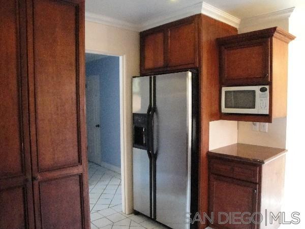 2164 Rosecrans - photo 13