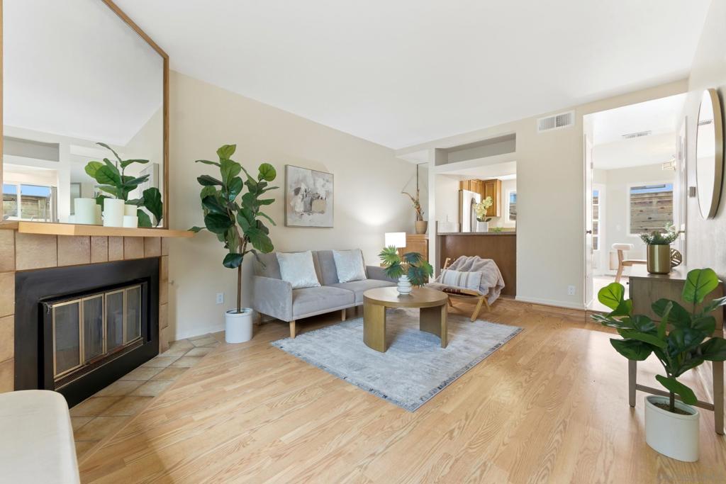 1442 Essex - photo 3