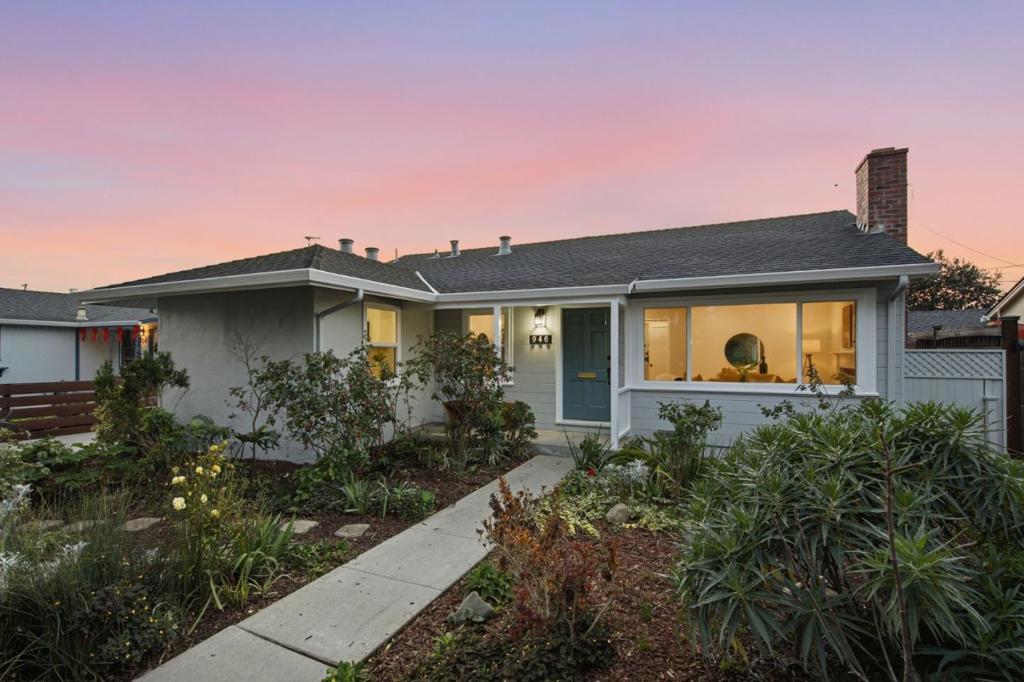 946 Los Padres Boulevard