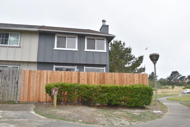 3836 Carter Drive, South San Francisco CA: https://media.crmls.org/mediaz/86a4f9a3-d18c-46f0-b6a5-23f376abb8f4.jpg