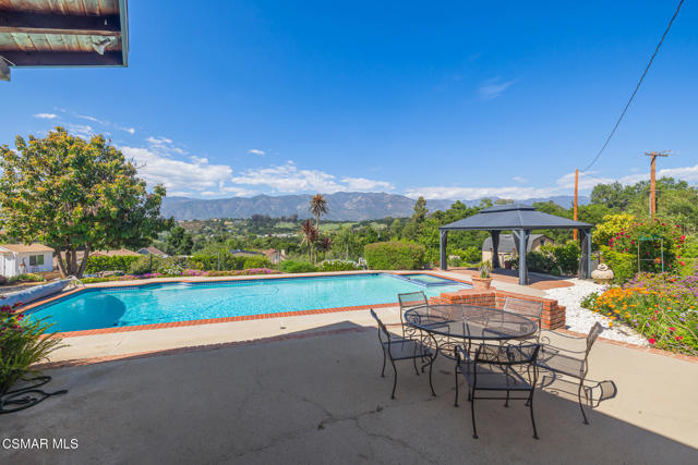1585 Loma Drive, Ojai CA: https://media.crmls.org/mediaz/86a6081d-9edf-4976-abe6-fb5fc053d1e5.jpg