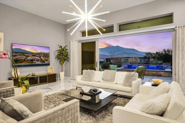 104 Barolo, Rancho Mirage CA: https://media.crmls.org/mediaz/86a75a4f-42e8-43c2-a427-250791870c5c.jpg