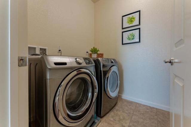 1091 S Shields Avenue, Mountain House CA: https://media.crmls.org/mediaz/86a77a8c-8e7a-4b5e-b616-aafb72c78481.jpg
