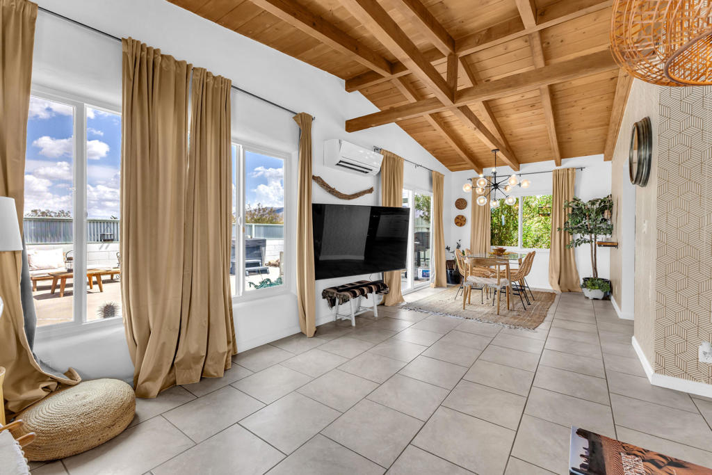 MLS #219135012DA image #24