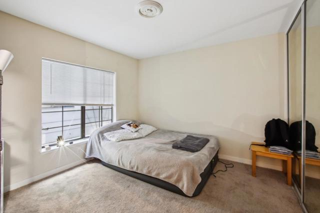 1615 Oakdale Avenue, San Francisco CA: https://media.crmls.org/mediaz/86a83dc5-28d0-4335-ab8c-05fb72ffd618.jpg