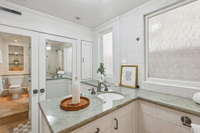 2404 Hillside Drive, Burlingame CA: https://media.crmls.org/mediaz/86a88a81-03f6-4966-a5b4-4bcd9b39e8bb.jpg