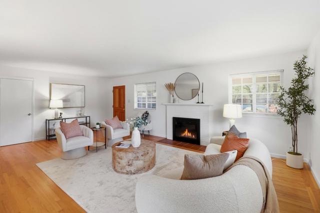 1001 Maywood Drive, Belmont CA: https://media.crmls.org/mediaz/86a89e5e-a881-4143-ac89-ebe6761859b9.jpg