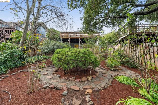 Image 36 of 39 For 534 Mira Vista Ave