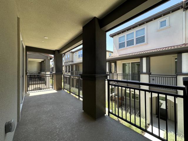 923 Layola Lane, Morgan Hill CA: https://media.crmls.org/mediaz/86a9c01a-9189-40c5-8cbe-cb530c1cc59e.jpg