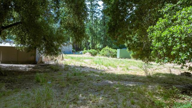 165 Coffeeberry Drive, Boulder Creek CA: https://media.crmls.org/mediaz/86aa3fd9-7d43-4ab1-a93f-0fb207e0a60e.jpg