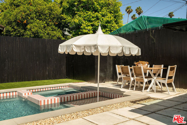 3923 Revere Avenue, Los Angeles CA: https://media.crmls.org/mediaz/86aa6a4f-94e2-46e8-9295-495e39af23db.jpg