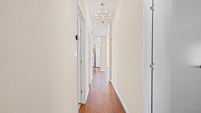 6460 Convoy Court, San Diego CA: https://media.crmls.org/mediaz/86aa92db-6867-426d-879d-d17510141ff1.jpg