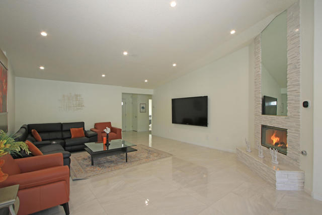 68330 Vega Road, Cathedral City CA: https://media.crmls.org/mediaz/86abbbcb-f6a1-47b0-aac5-c0da2b857577.jpg