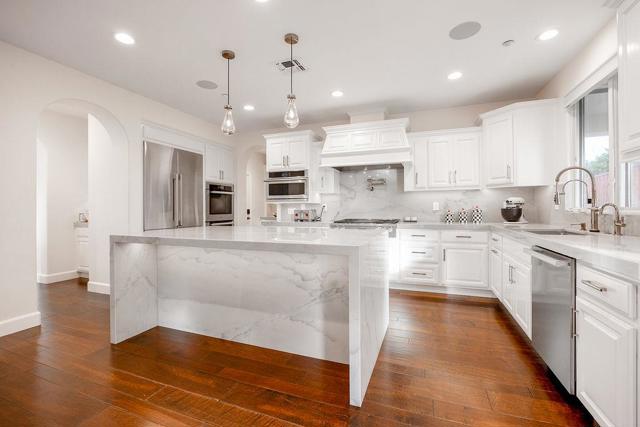 2953 Pebble Beach Circle, Fairfield CA: https://media.crmls.org/mediaz/86abc937-6974-4cf9-afb5-98e1cc761df4.jpg